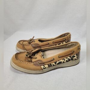 Paradise Shores leopard print loafers size 7.5 womens